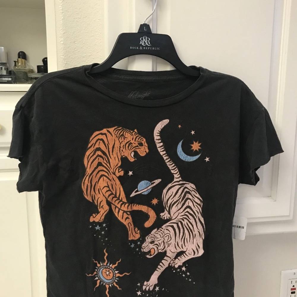 Free People Crop style top size XS.